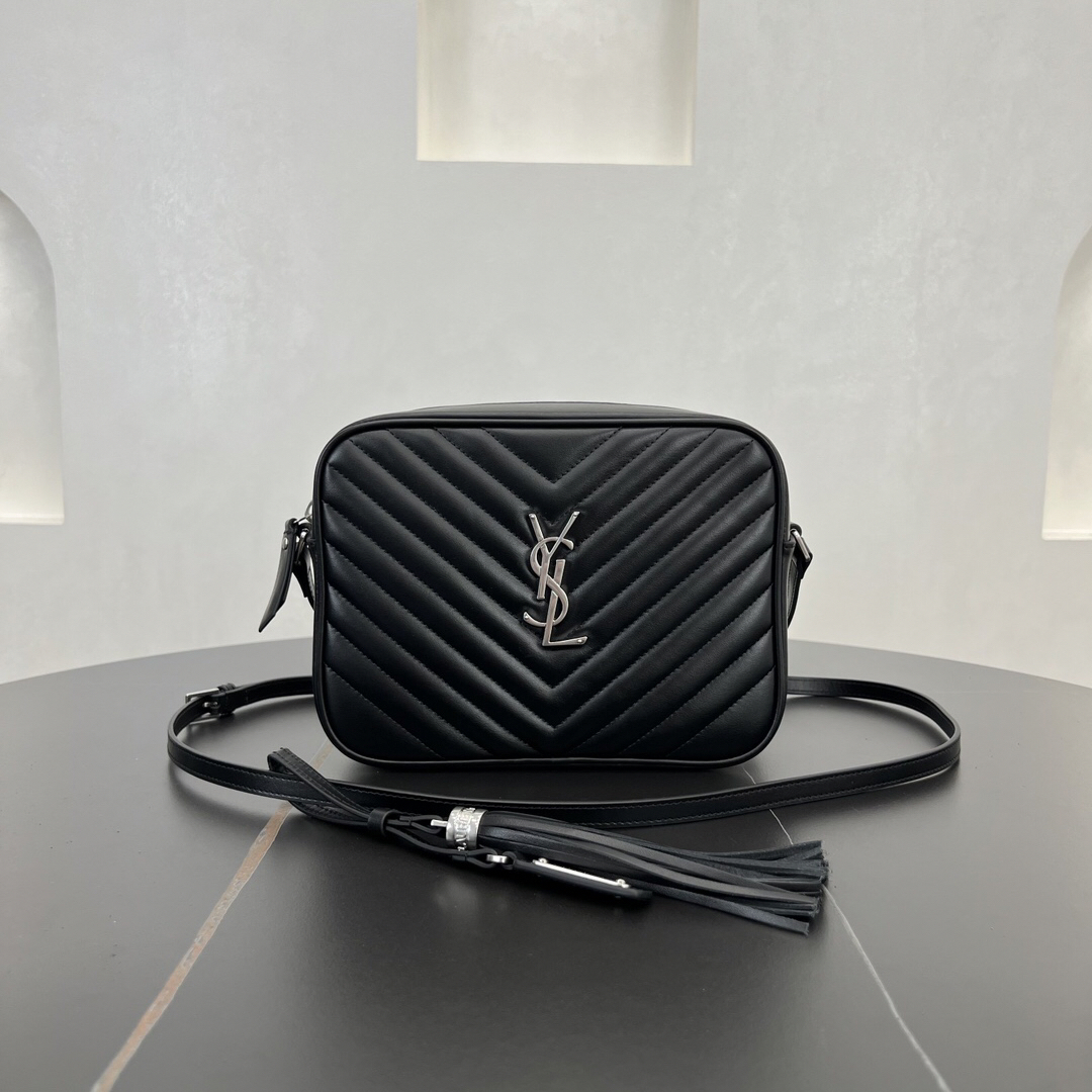 サンローラン「Saint Laurent」LOU ルー キルティング カメラバッグ